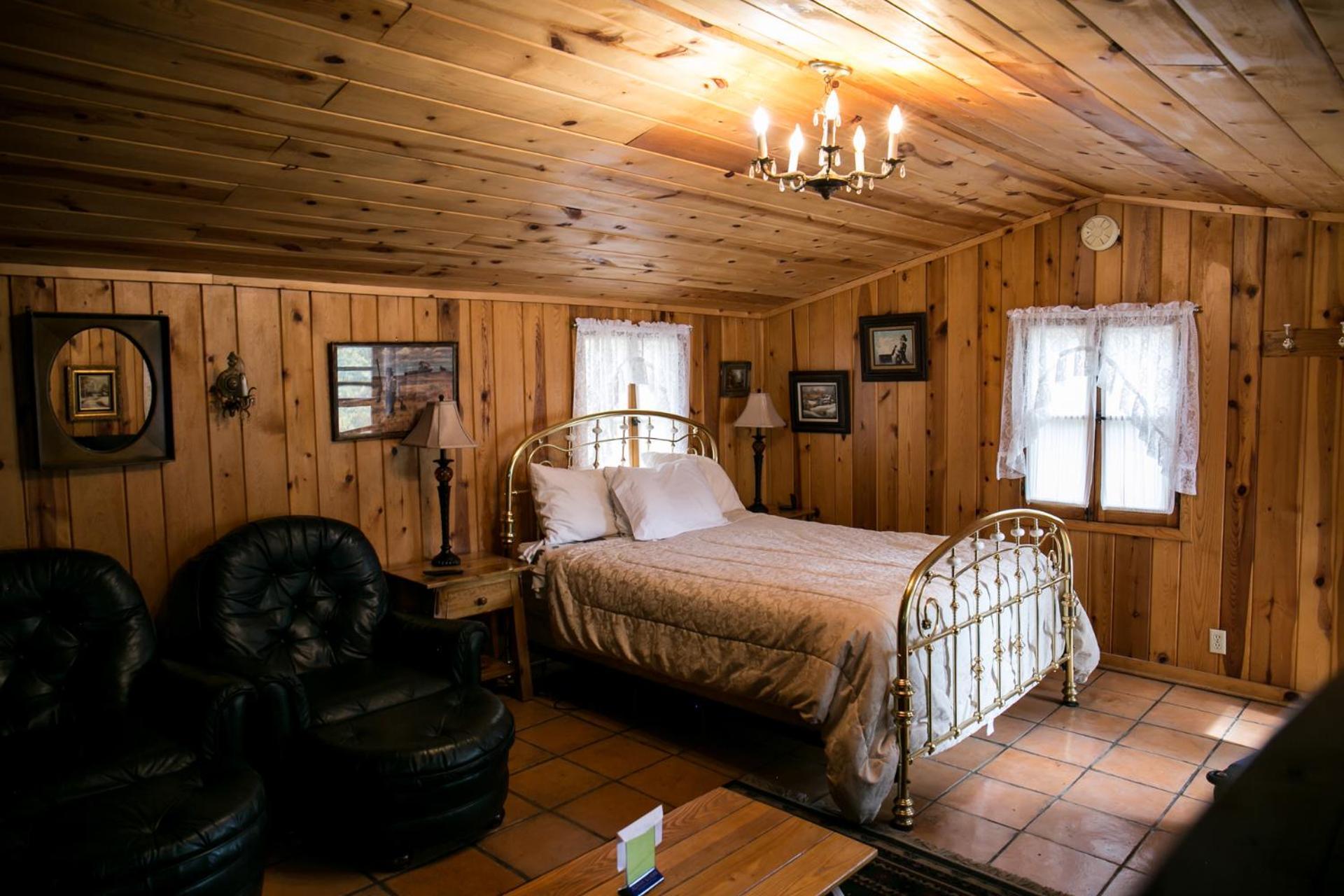 Holy Smoke Resort Keystone Room photo